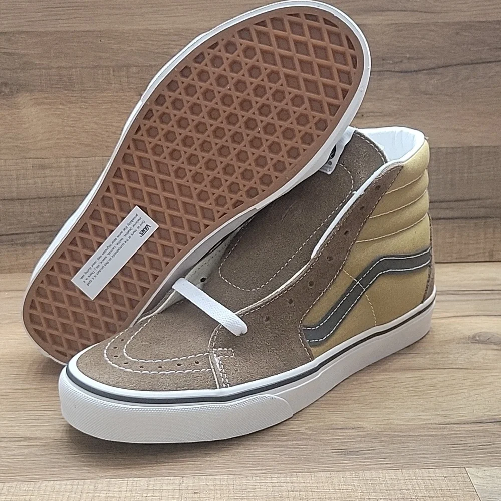 Vans Sk8-HI High Top brand new in The box no lid.